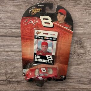 2004 Dale Earnhardt Jr #8 Budweiser Winner’s Circle 1:64 NASCAR Diecast Fan Pass